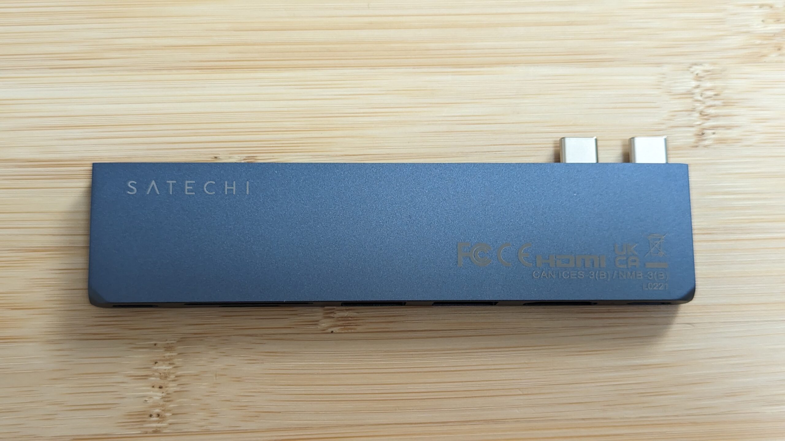 MacBook Airのポート不足に「Satechi USB-C PRO HUB SLIM」 | 傍 MacBook Airのポート不足に「Satechi USB-C PRO HUB SLIM」 | 傍